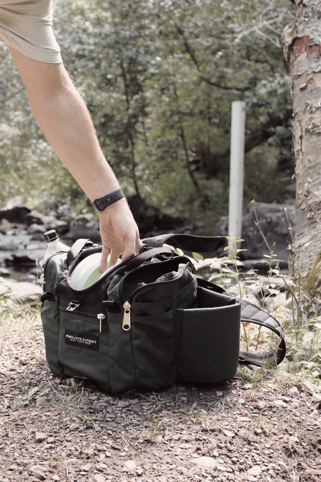 Revolution Mini Deluxe V3 Disc Golf Bag - Onyx